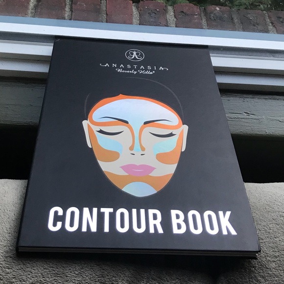 Anastasia Beverly Hills Other - Final drop Anastasia Beverly Hills Contour Book